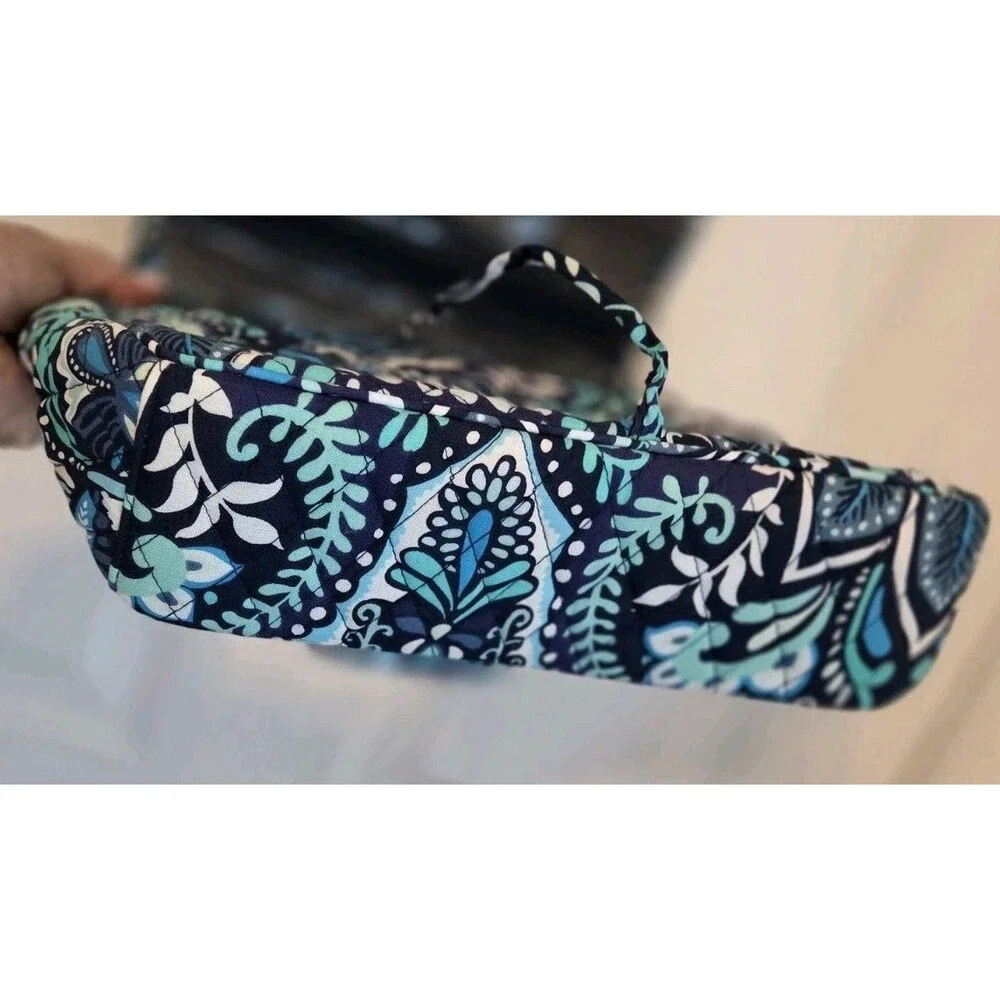 Vera Bradley Blue Island Medallion Hanging Travel Makeup Bag Roll Up